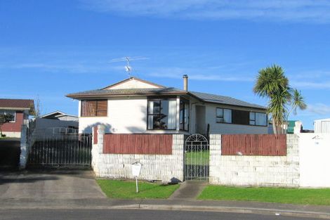 Photo of property in 14 Rimini Place, Clover Park, Auckland, 2023