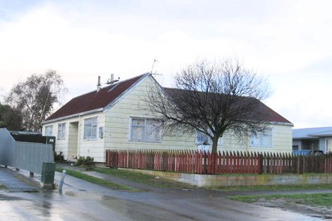 Photo of property in 10 Palgrave Avenue, Flaxmere, Hastings, 4120