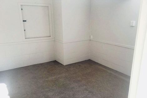 Photo of property in 16 Cardiff Road, Pakuranga, Auckland, 2010