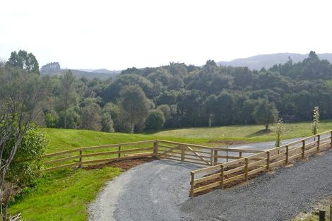Photo of property in 214 Martin Access Road, Makarau, Warkworth, 0981