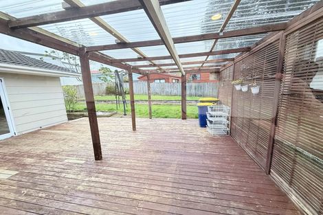 Photo of property in 21 Caribbean Drive, Unsworth Heights, Auckland, 0632