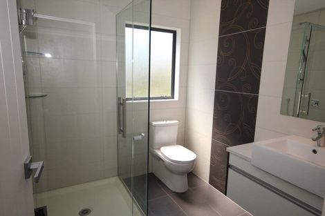 Photo of property in 21a Dallinghoe Crescent, Milford, Auckland, 0620