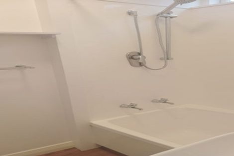 Photo of property in 12 Caroline Street, Mount Victoria, Wellington, 6011
