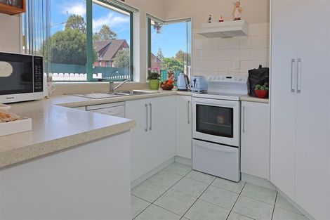 Photo of property in 1 Poinsettia Place, Henderson, Auckland, 0610
