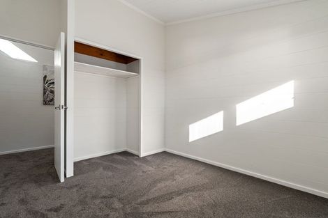 Photo of property in 42 Halifax Street, Kingston, Wellington, 6021