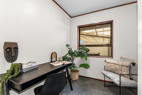 Photo of property in 21 Kotare Crescent, Maunu, Whangarei, 0110