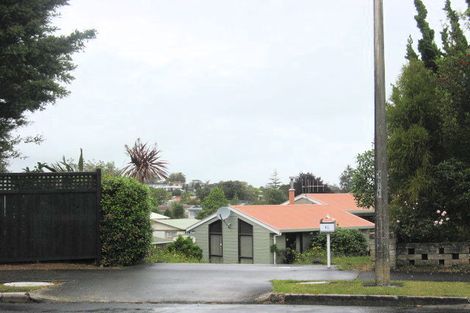 Photo of property in 10 Alamein Avenue, Onerahi, Whangarei, 0110