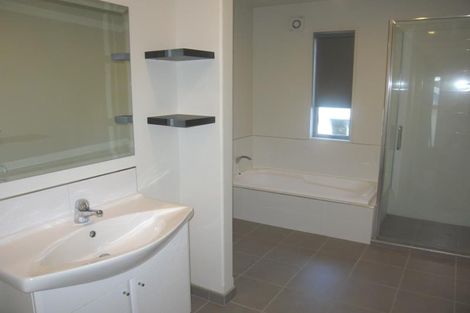 Photo of property in 545 Barbadoes Street, Edgeware, Christchurch, 8013