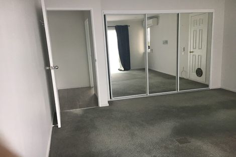 Photo of property in 2/248 Sturges Road, Henderson, Auckland, 0612