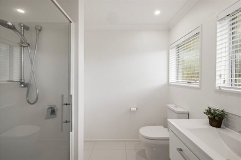 Photo of property in 30 Edgecumbe Road, Tauranga, 3110
