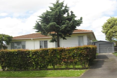 Photo of property in 6 Cottrell Place, Clendon Park, Auckland, 2103