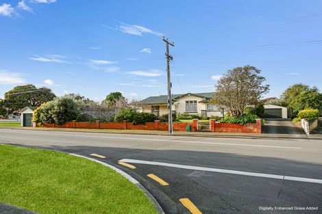 Photo of property in 28 Carlton Avenue, Gonville, Whanganui, 4501
