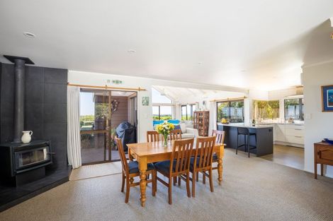 Photo of property in 223 King Road, Inglewood, 4386