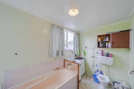 Photo of property in 18 Guy Street, Waipawa, 4210