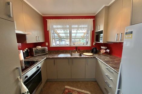 Photo of property in 19 Edward Street, Tokoroa, 3420