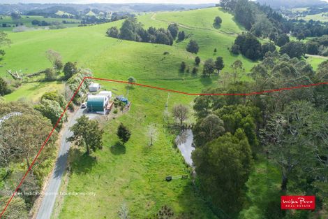 Photo of property in 307 Whananaki North Road, Opuawhanga, Hikurangi, 0181