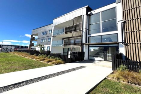 Photo of property in 2/1g Dishys Road, Flat Bush, Auckland, 2019