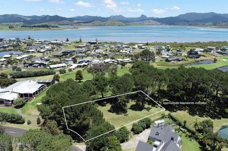 Photo of property in 749 Matarangi Drive, Matarangi, Whitianga, 3592