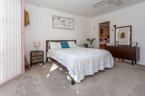 Photo of property in 23 Whiritoa Beach Road, Whiritoa, Whangamata, 3691