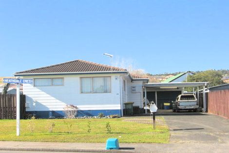 Photo of property in 18 Heathdale Crescent, Papakura, 2110
