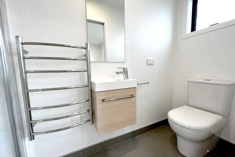 Photo of property in 4/12 Enderby Drive, Te Atatu Peninsula, Auckland, 0610