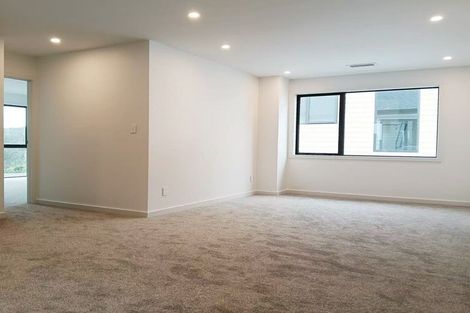Photo of property in 12 Notre Dame Way, Albany, Auckland, 0632