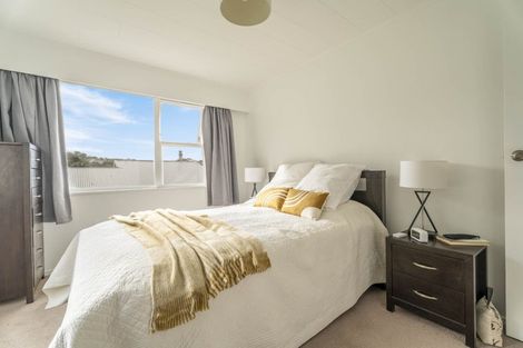 Photo of property in 16 Truscott Avenue, Johnsonville, Wellington, 6037