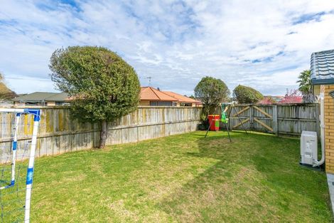 Photo of property in 21 Twickenham Place, Nawton, Hamilton, 3200