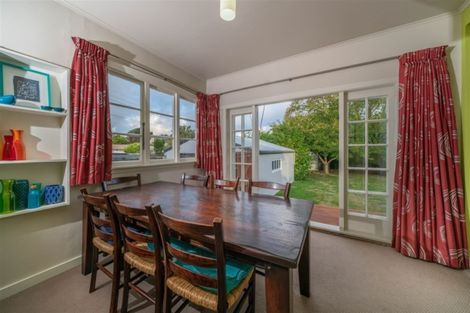 Photo of property in 15 Aorangi Road, Bryndwr, Christchurch, 8053