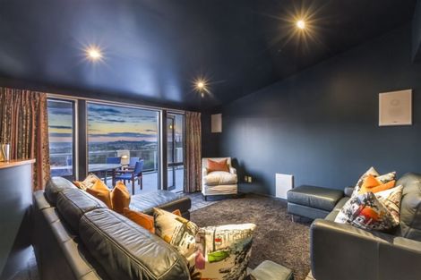 Photo of property in 1 Michael Bosher Way, Flat Bush, Auckland, 2019