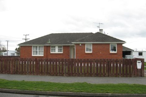 Photo of property in 24 Grant Crescent, Masterton, 5810