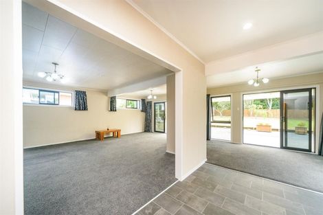 Photo of property in 36 Wanganui Road, Marton, 4710