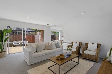 Photo of property in 8 Patricia Place, Harewood, Christchurch, 8051