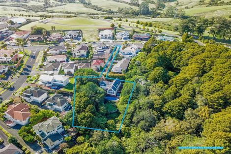 Photo of property in 97 Goodwood Drive, Goodwood Heights, Auckland, 2105