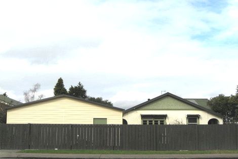 Photo of property in 204 Davis Street, Saint Leonards, Hastings, 4120