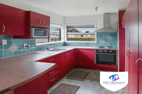Photo of property in 36 Sunlands Drive, Manurewa, Auckland, 2102