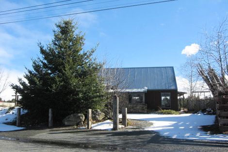 Photo of property in 31 Braemar Place, Twizel, 7901