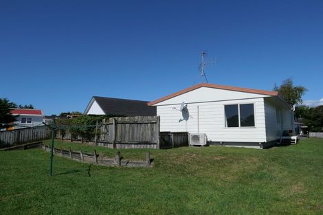 Photo of property in 34 Rosewood Place, Paraparaumu, 5032