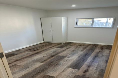 Photo of property in 31 Waipani Road, Te Atatu Peninsula, Auckland, 0610