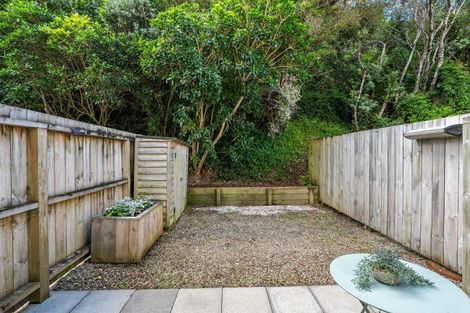 Photo of property in 11/8 Thatcher Crescent, Crofton Downs, Wellington, 6035