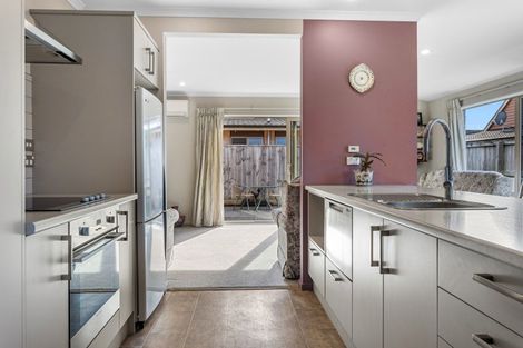 Photo of property in 3 Reeves Road, Rangiora, 7400