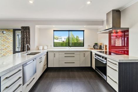 Photo of property in 97 Basley Road, Owhata, Rotorua, 3010