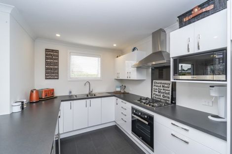 Photo of property in 22 Tuscan Lane, Martinborough, 5711