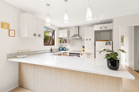 Photo of property in 16a Wharf Road, Te Atatu Peninsula, Auckland, 0610