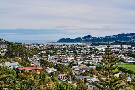 Photo of property in 75 Camperdown Road, Miramar, Wellington, 6022