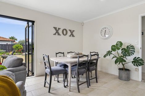 Photo of property in 31 Oreti Crescent, Papamoa Beach, Papamoa, 3118