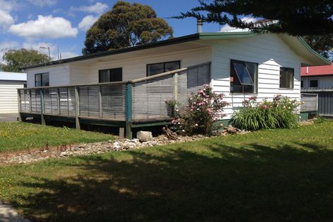 Photo of property in 18 Wye Street, Rongotea, 4476