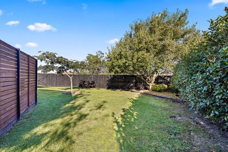 Photo of property in 41 Chic Gardens, Parakai, 0830