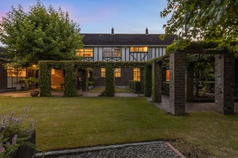 Photo of property in 47 Highbury Drive, Levin, 5510