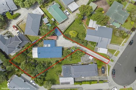 Photo of property in 5 Papa Place, Birkdale, Auckland, 0626